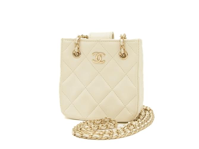 Chanel Matelasse Chain Shoulder Bag Pochette White Leather  ref.1462879