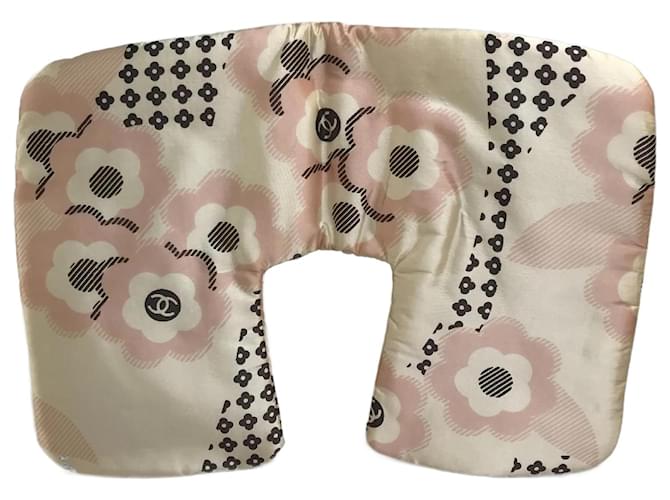 Chanel Pink Eye Mask Pouch Pillow Set Cloth  ref.1464909