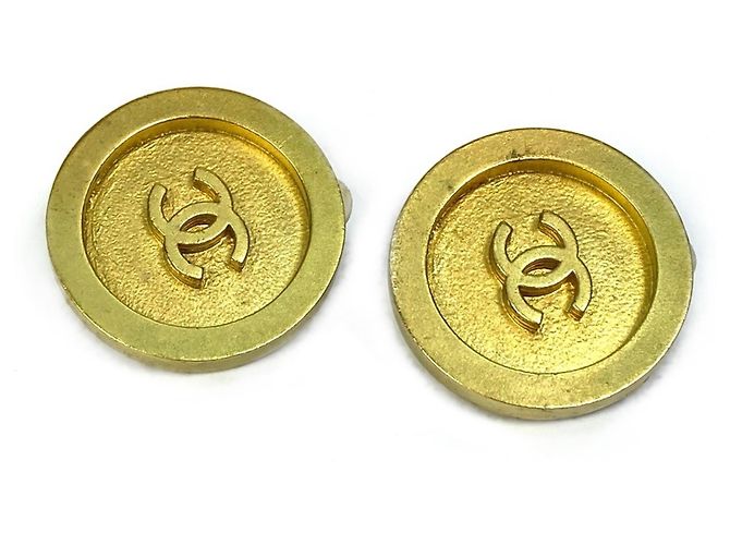 Timeless Orecchini rotondi Chanel CC Mark Circle D'oro