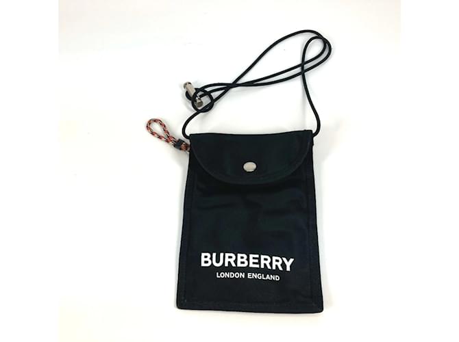 Schultertasche aus schwarzem Stoff von Burberry Leinwand  ref.1466738