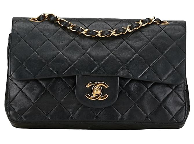 Bolso de hombro Chanel Coco Mark Double Flap Matelassé con cadena Negro Cuero  ref.1467518