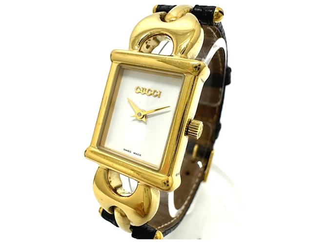 Gucci 1800L Logo Wristwatch White Leather  ref.1468209