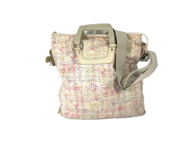 Sac fourre-tout beige Chanel Toile  ref.1468595