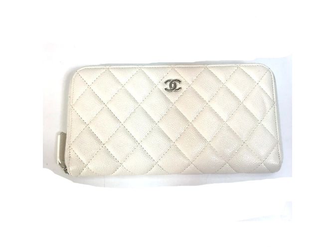 Chanel A50097 Matelasse CC Mark Cartera Larga Acolchada Blanco
