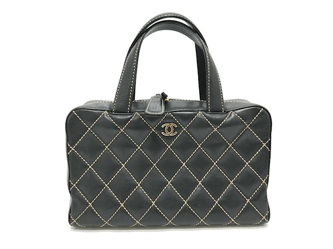 Timeless Chanel CC Mark Vintage Handbag Black Leather  ref.1470360