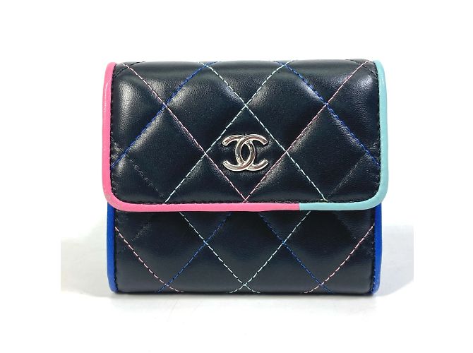 Cartera compacta trifold Chanel CC Mark Negro