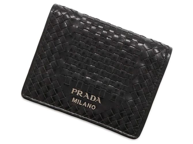 Prada Bi fold Wallet in Black Leather ref.1472349 Joli Closet