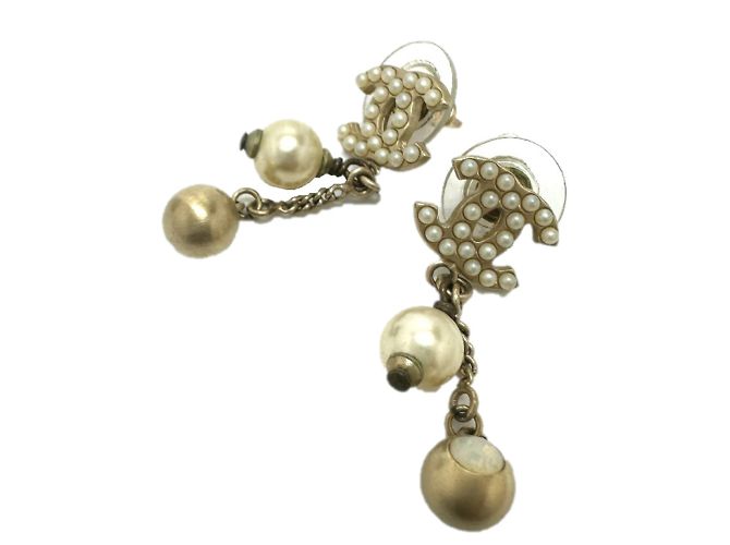 Timeless Orecchini in oro Chanel CC Mark 05A D'oro