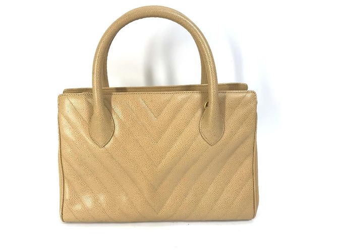 Bolso de cuero beige Chanel