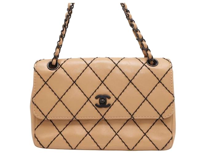 Timeless Chanel Atemporal Bege Couro  ref.1480082