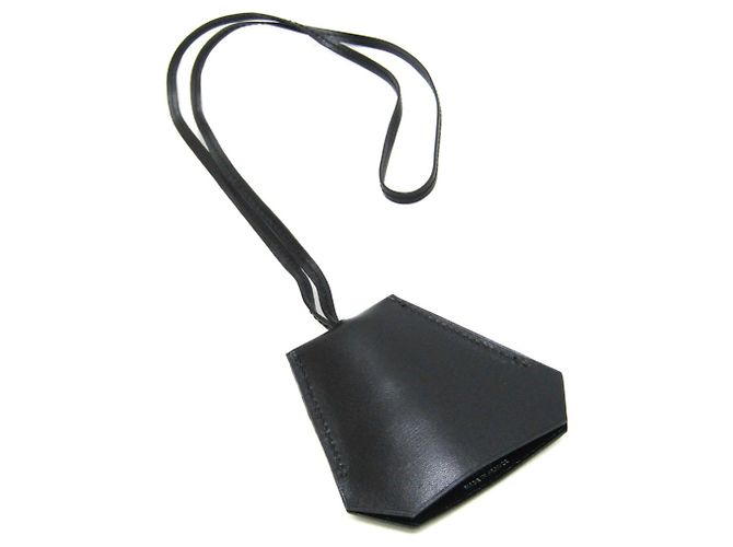 Ring Hermès Colar pendente de chave Hermes Clochette Preto