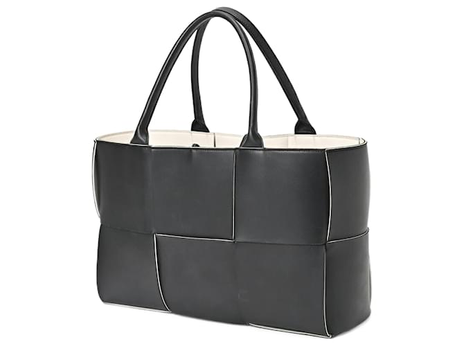 Sac à main Arco moyen de Bottega Veneta Cuir Noir Blanc  ref.1487722