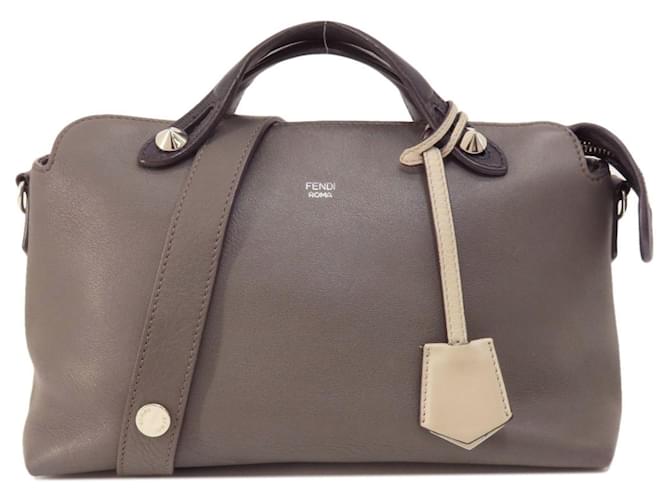 Sac à main en cuir gris Fendi pour femmes Marron  ref.1488333