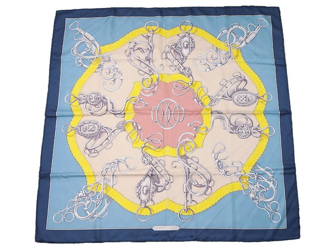 Bufanda de seda Hermès Carre 90 Azul Amarillo Azul marino