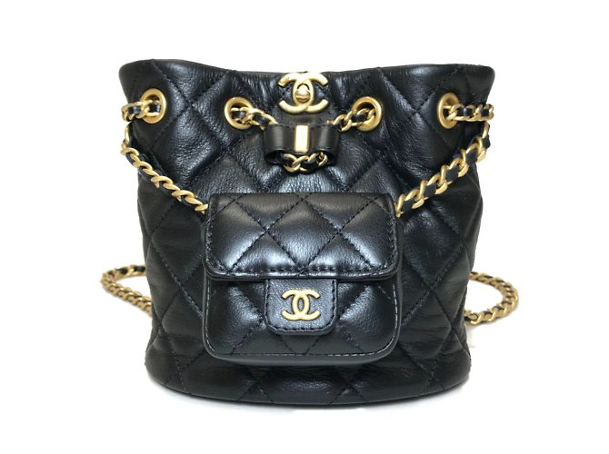 Schwarzer Leder-Rucksack von Chanel