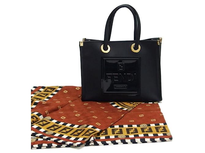 Fendi-Handtasche mit Schal Braun Schwarz Mehrfarben Gelb Lackleder  ref.1490662