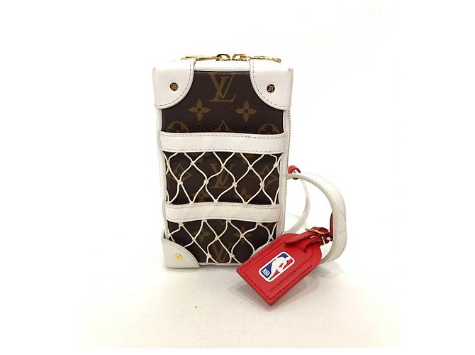 Borsa per telefono Monogram Soft Trunk Louis Vuitton M80102 Marrone