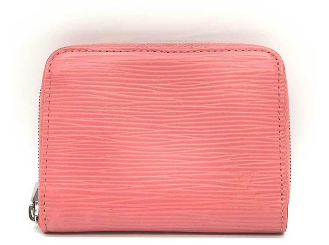 Monedero Zippy de Louis Vuitton en Epi Corail Rosa Coral