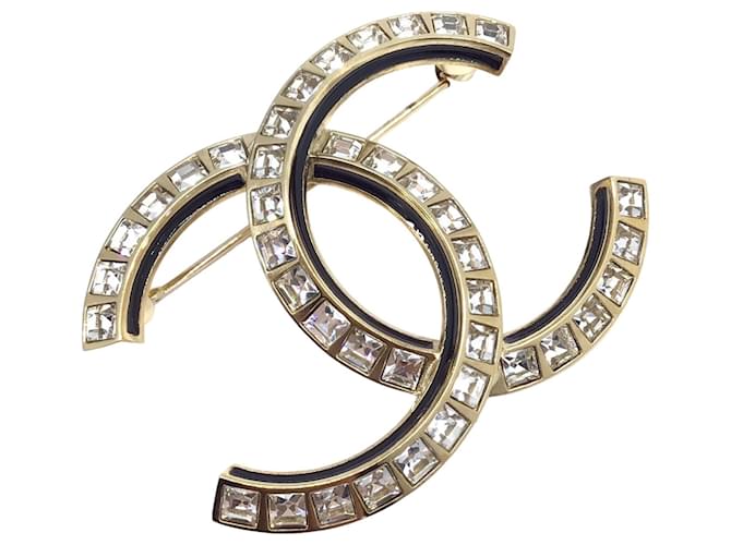 Chanel Coco Mark Brooch Golden Resin  ref.1504078