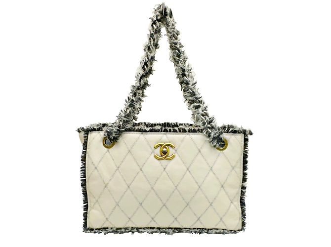 Bolsa de corrente matelassé Chanel Coco Mark Preto Bege