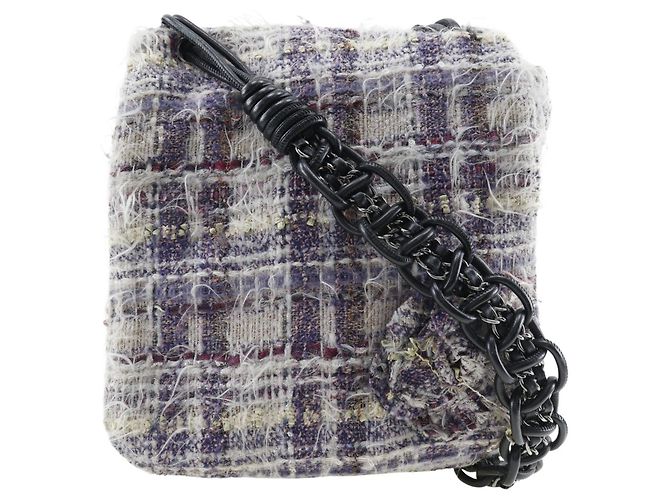 Bolsa de ombro em tweed roxo Chanel