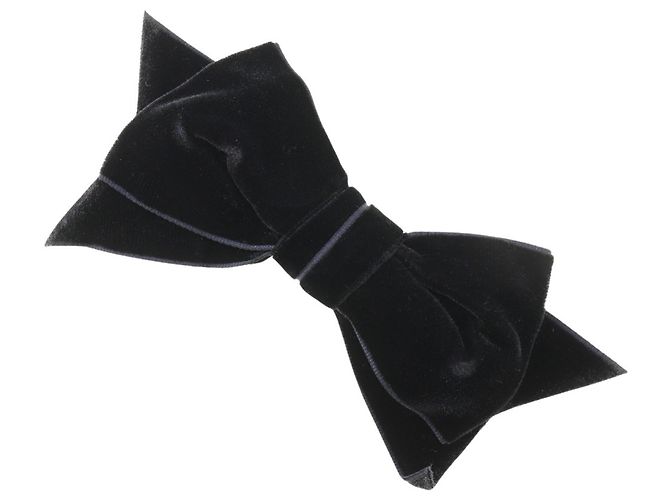 Spilla in nastro di velluto nero Chanel