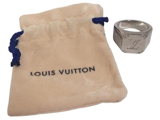 Louis Vuitton Monogram Signet Ring Silvery  ref.1508279