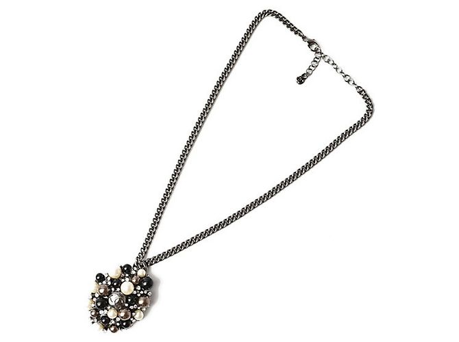 Chanel Silberne Halskette mit Anhänger