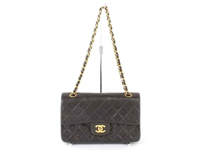 Sac à épaule en chaîne Matelassé Chanel Cuir Noir  ref.1509258