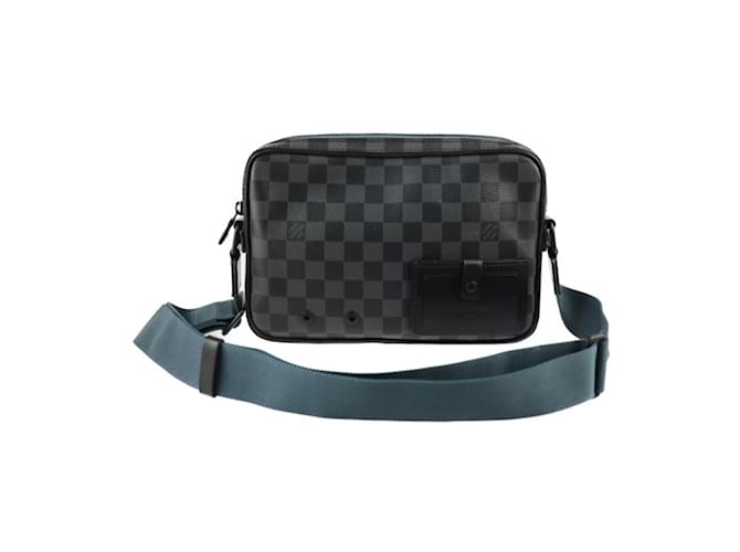 Louis Vuitton Alpha Messenger Shoulder Bag Black Leather Cloth  ref.1510215