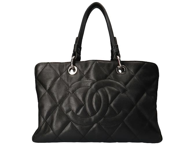 Chanel Matelasse Handbag in Black Caviar Leather  ref.1510904