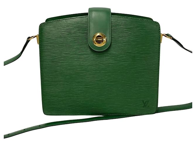 Bolsa de Ombro Louis Vuitton Capuchin em Couro Epi Verde  ref.1511901