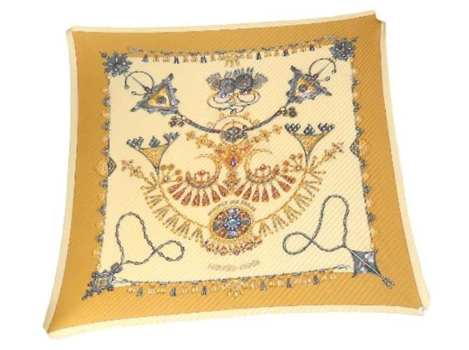 Hermès Sciarpa di seta gialla Hermes Giallo 