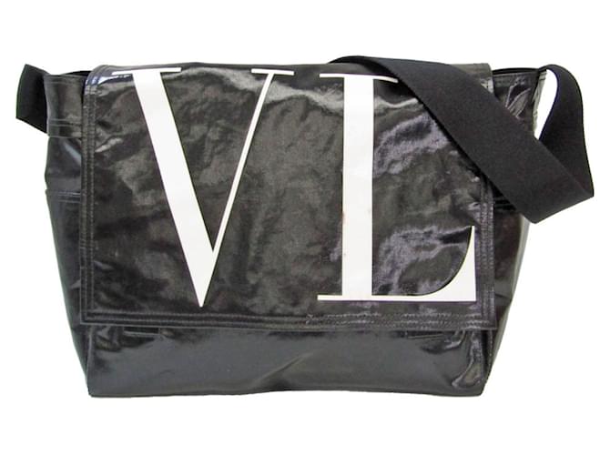 Valentino Garavani VLTN Logo Umhangetasche Schwarz Kunststoff ref.1514178 Joli Closet