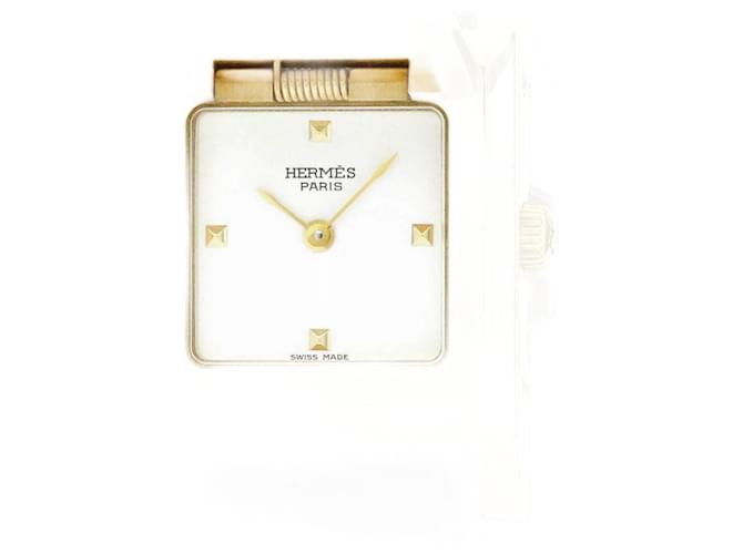 Hermès Montre pour femmes en cuir plaqué or HERMES Medor à quartz  ref.1514422