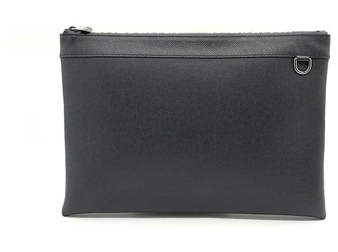 Bolsa clutch de couro Taiga Louis Vuitton Preto Cinza  ref.1514933