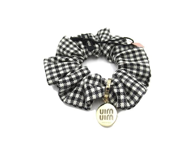 Miu Miu Shush Negro Blanco Lana  ref.1515059