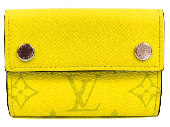 Louis Vuitton Taigarama Discovery Compact Wallet Yellow Leather  ref.1515215