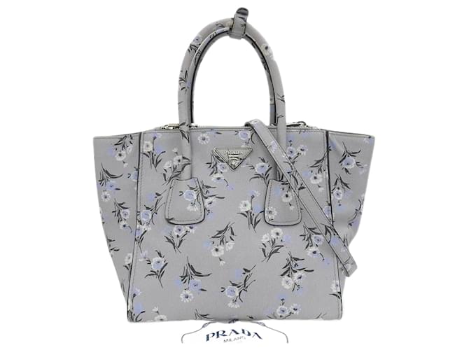 Sac à main Prada pour femmes en gris Marron  ref.1515498