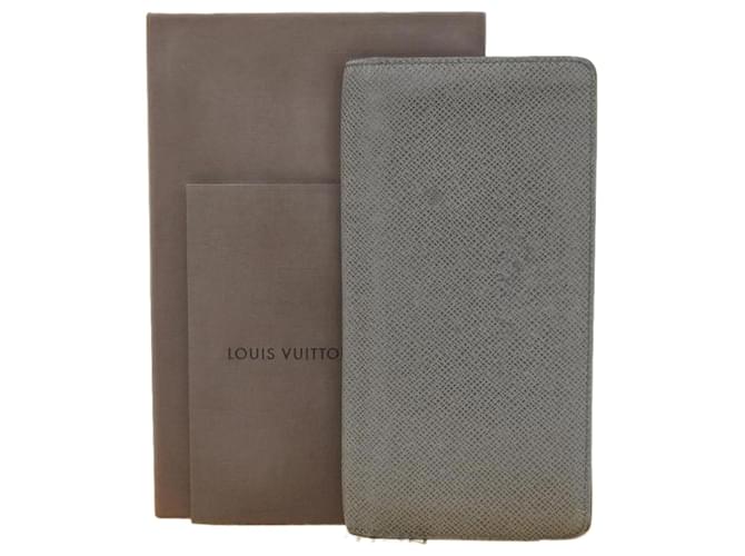 Louis Vuitton Taiga Portefeuille Brother Bifold Long Wallet Leather  ref.1515506