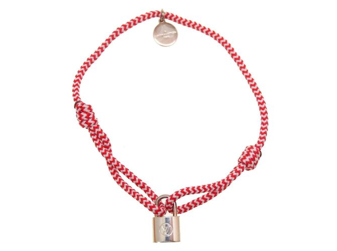 Bracciale Charm Silver Lockit di Louis Vuitton Brasserie Rosso