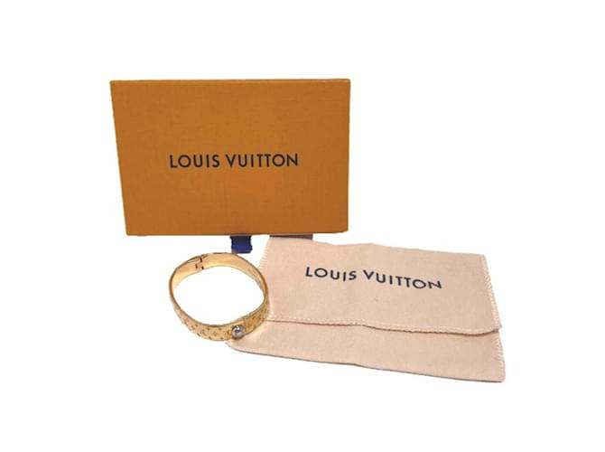 Bracelet jonc en or Louis Vuitton Doré  ref.1516169