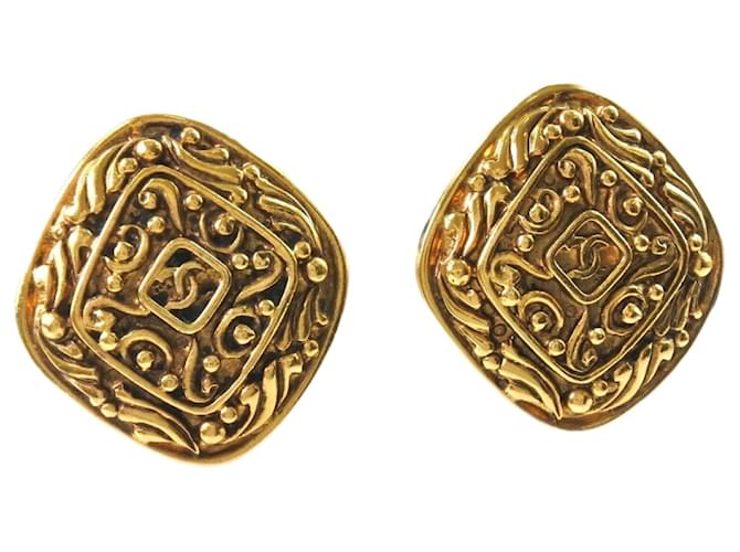 Pendientes vintage chapados en oro Chanel Cocomark Rhombus para mujeres Dorado  ref.1516254