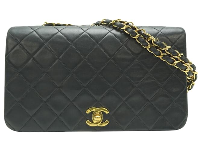 Cartera Chanel con Cadena Negro Cuero  ref.1516292