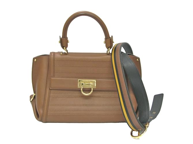 Bolsa de couro Gancini da Salvatore Ferragamo Marrom  ref.1516809