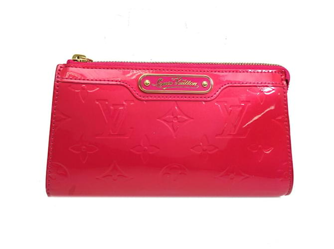 Louis Vuitton Cosmetic pouch Red Patent leather  ref.1517823