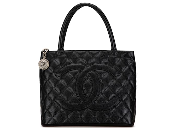 Chanel Schwarze Kaviar Medaillon Tasche Leder  ref.1518935