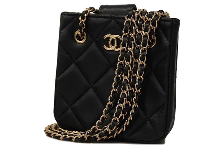 Sac à épaule en agneau noir Chanel Cuir  ref.1519818