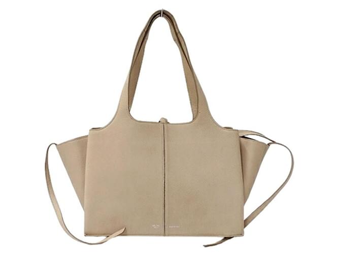 Céline Bolso tote de cuero beige Celine  ref.1520539