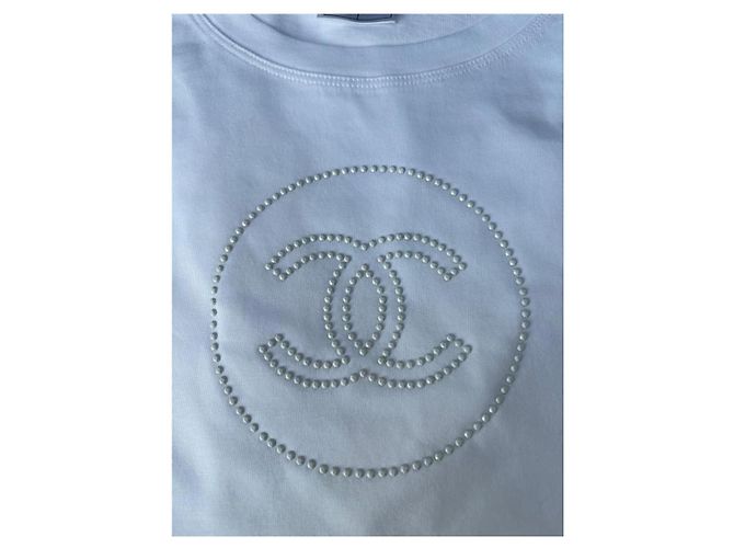 TOP BLANCO CHANEL FIRMA CC / TAMAÑO M / NUEVO